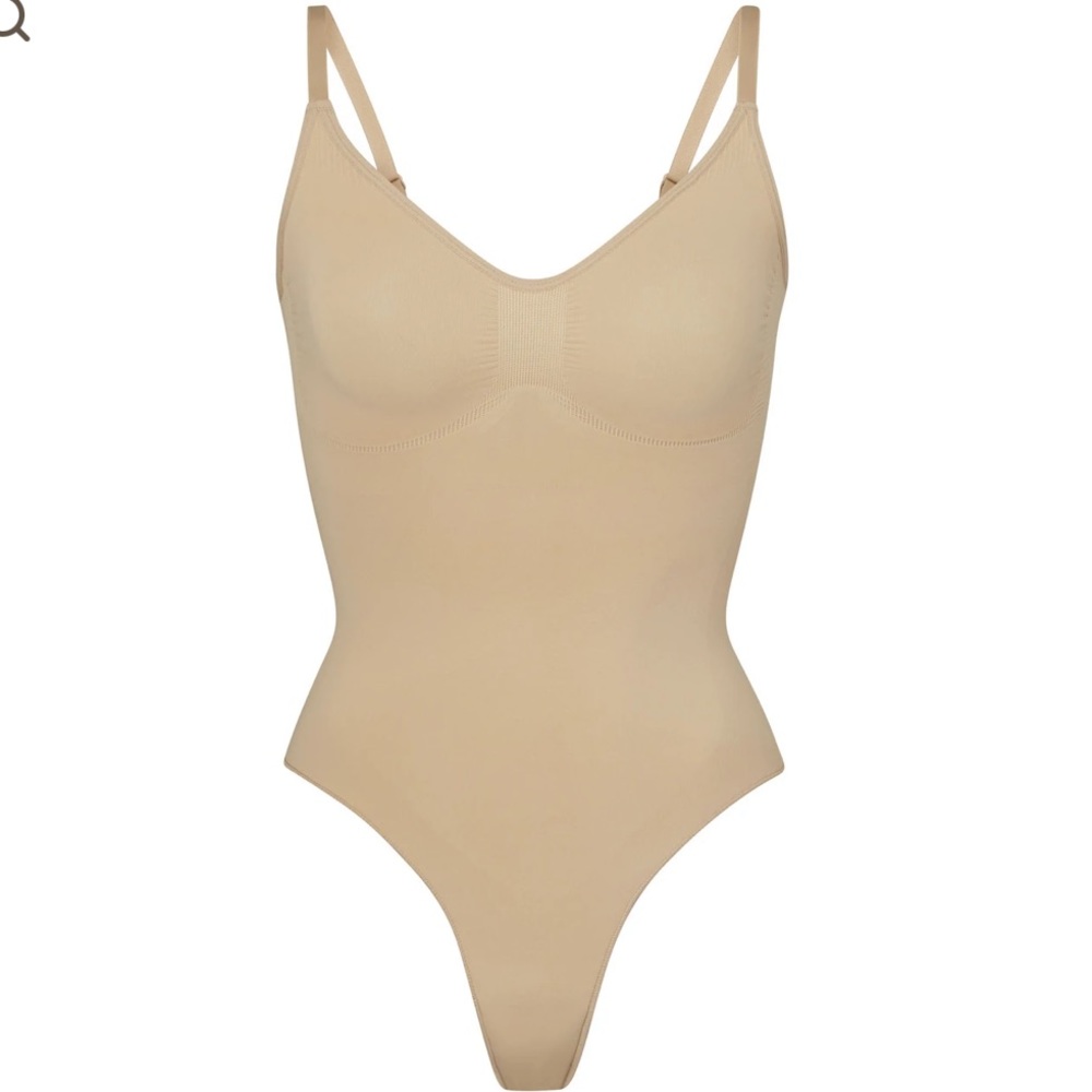SKIMS Sculpting Thong Bodysuit Clay